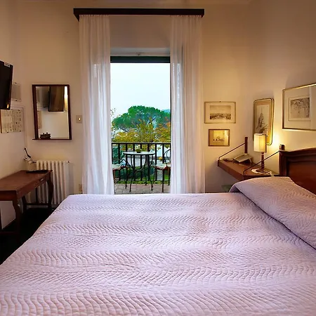 Gruber Hotel