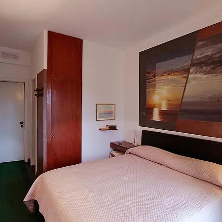 Gruber Hotel